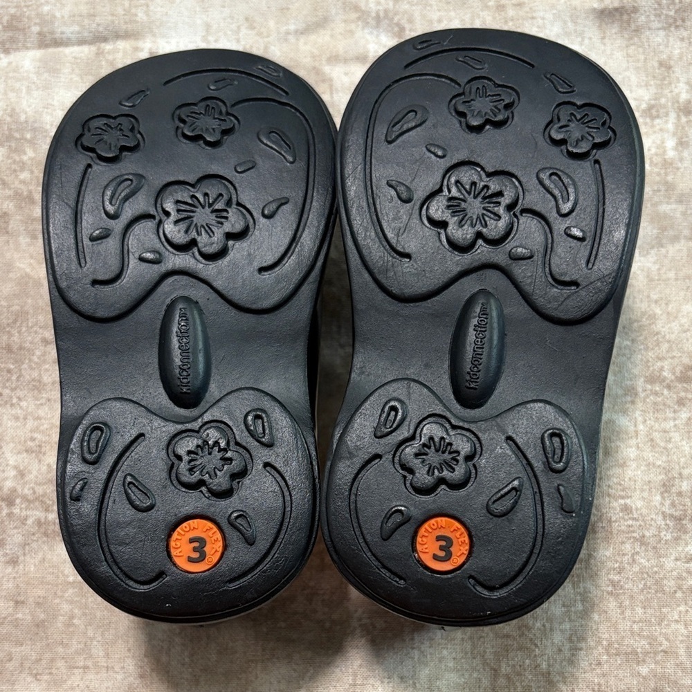Black Patent Dress Shoes for Kids - Picture 2 of 2